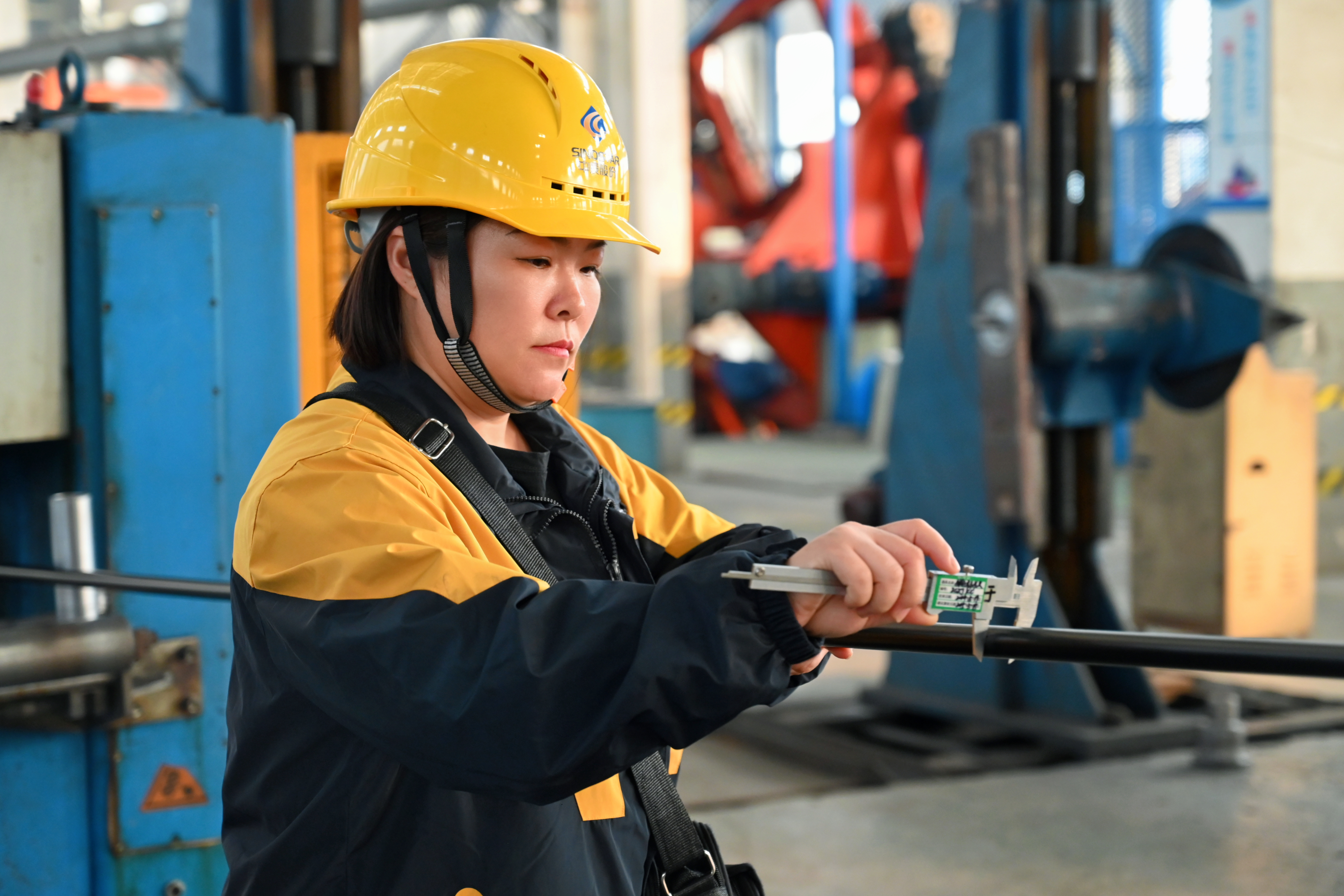 咫尺见匠心，方寸显初心——记质量管理部巡检员于保英